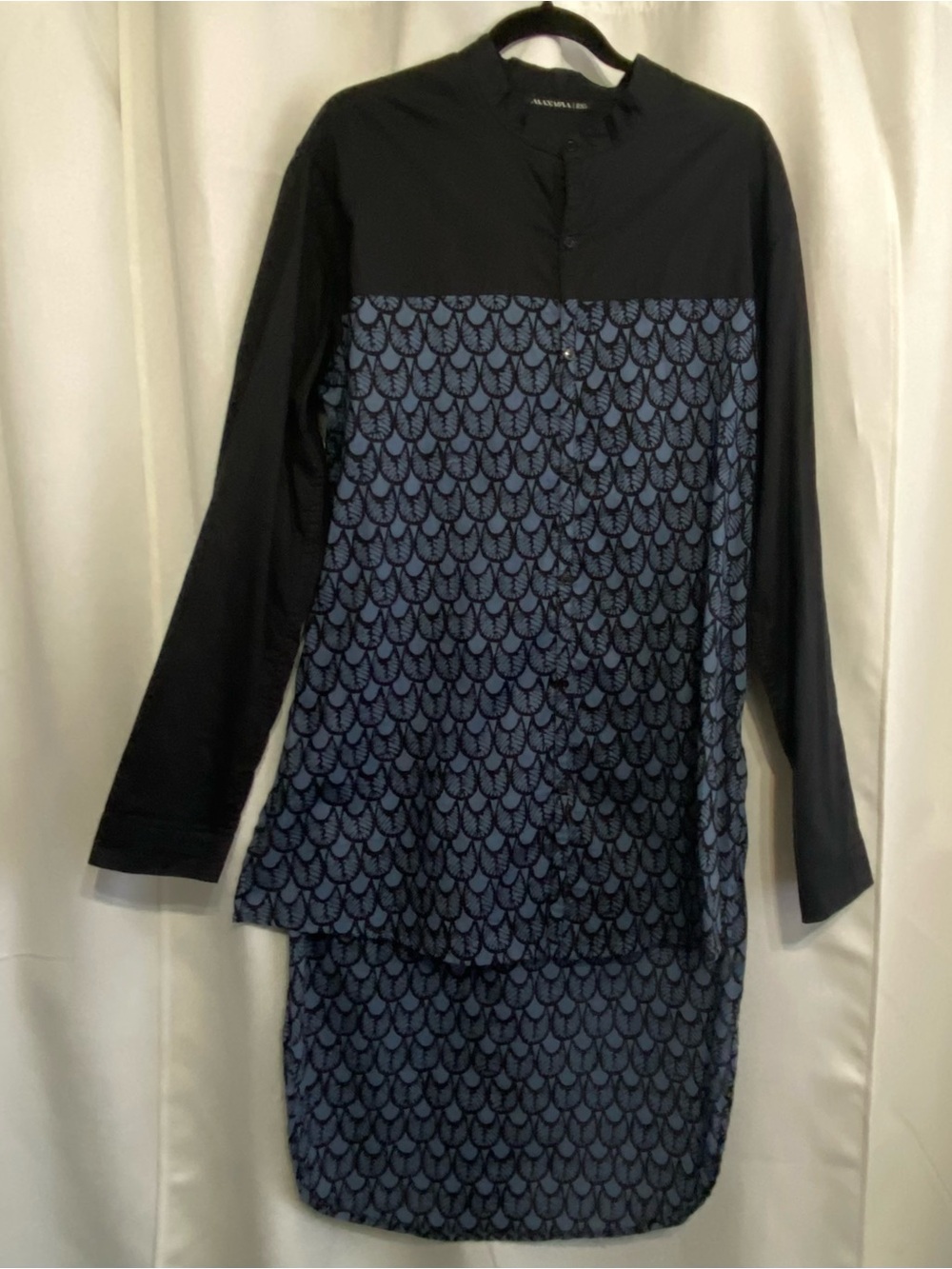 Manaola Men's Black Blue Scaled Pattern Mandarin Collar Long HiLo Shirt Sz 2XL